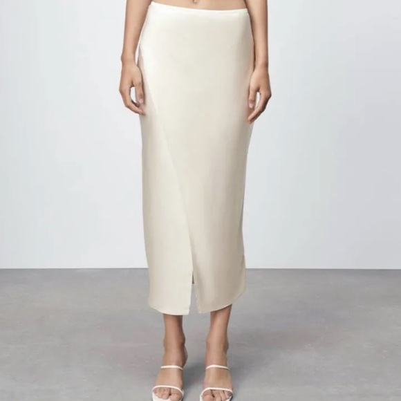 Zara Dresses & Skirts - Zara | Satin Midi Slip Skirt With Slits | Size M | Cream/ivory Colour